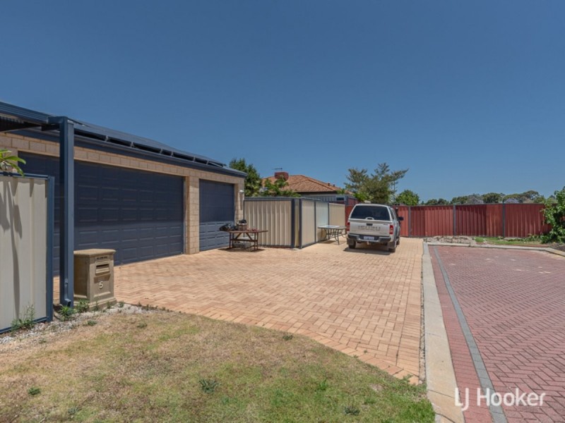 5 Jeremiah Way, Canning Vale WA 6155