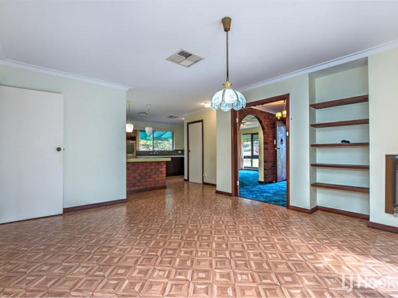 20 Regency Drive, Thornlie WA 6108