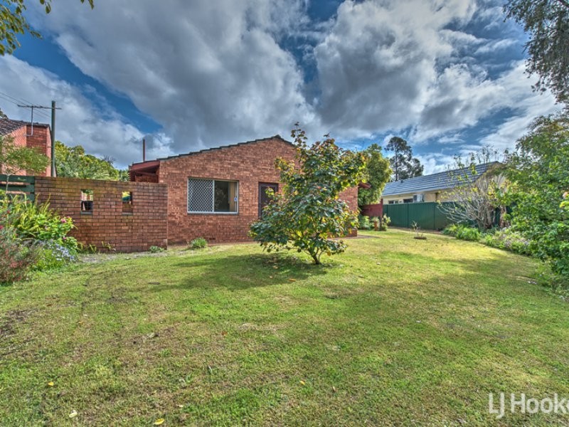 20 Regency Drive, Thornlie WA 6108