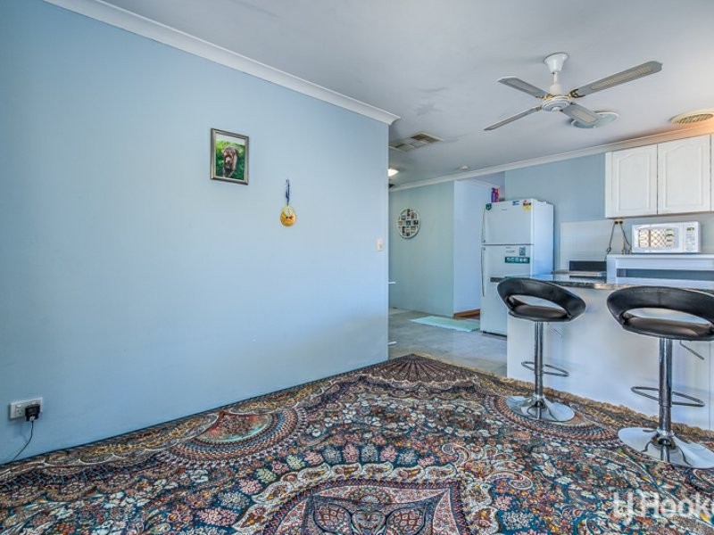 8 Bush Close, Beckenham WA 6107