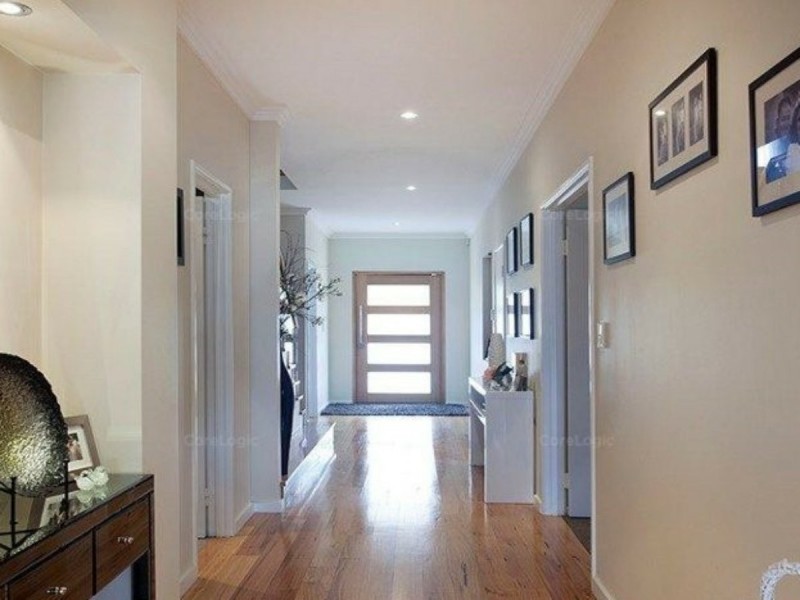 4 Arrowgrass Road, Canning Vale WA 6155