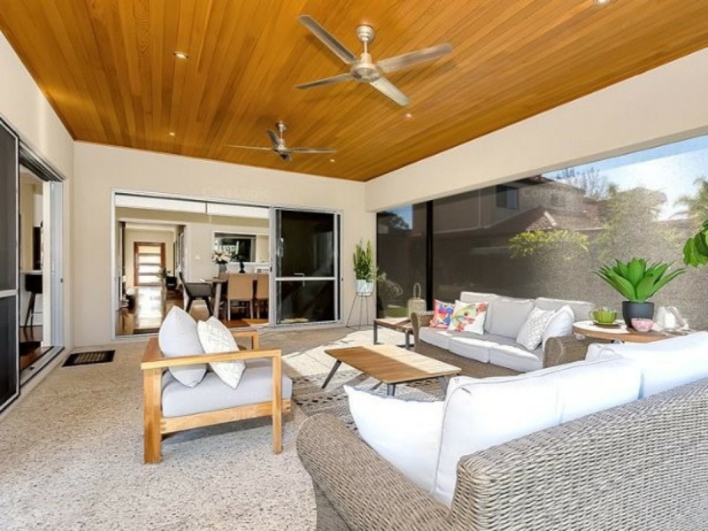 4 Arrowgrass Road, Canning Vale WA 6155