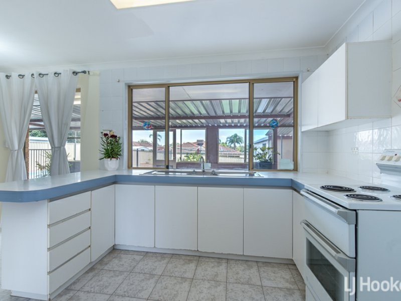 51 Warton Road, Thornlie WA 6108