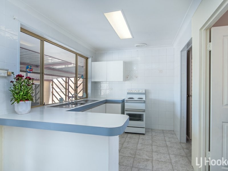 51 Warton Road, Thornlie WA 6108