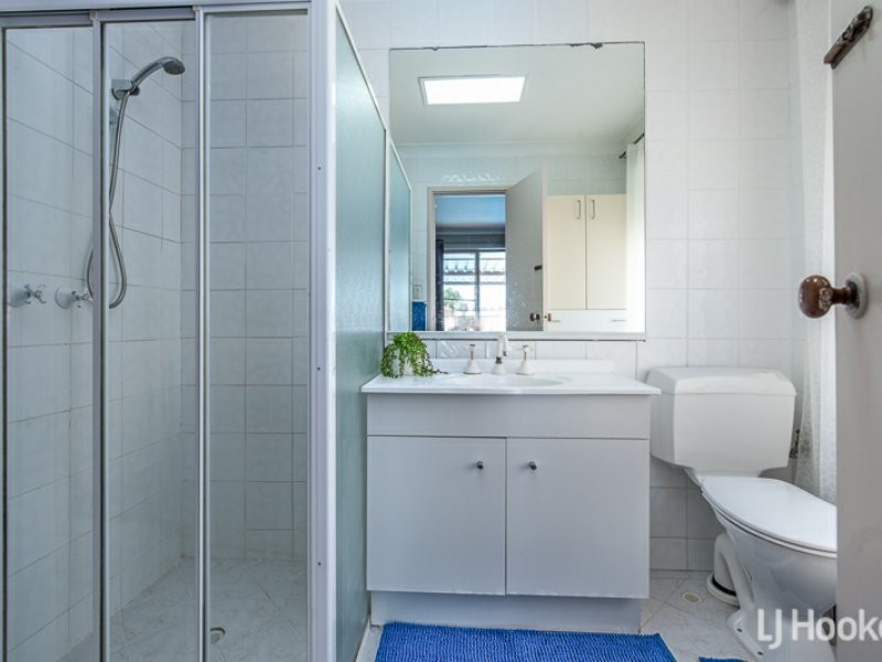 51 Warton Road, Thornlie WA 6108