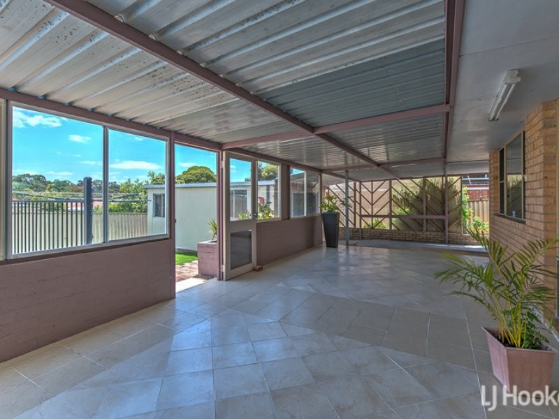 51 Warton Road, Thornlie WA 6108
