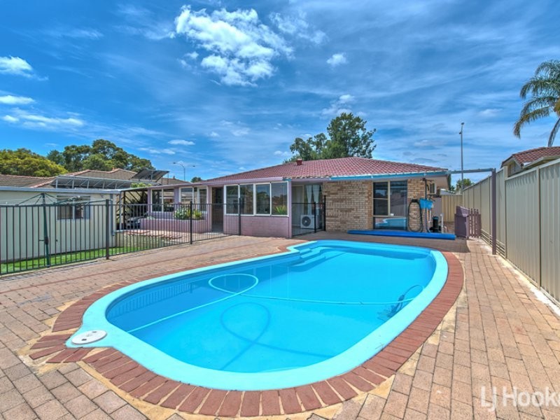 51 Warton Road, Thornlie WA 6108