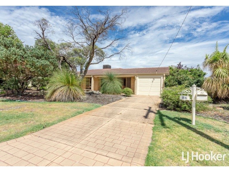 34 Grundy Way, Thornlie WA 6108