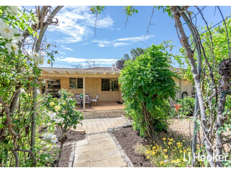 34 Grundy Way, Thornlie WA 6108
