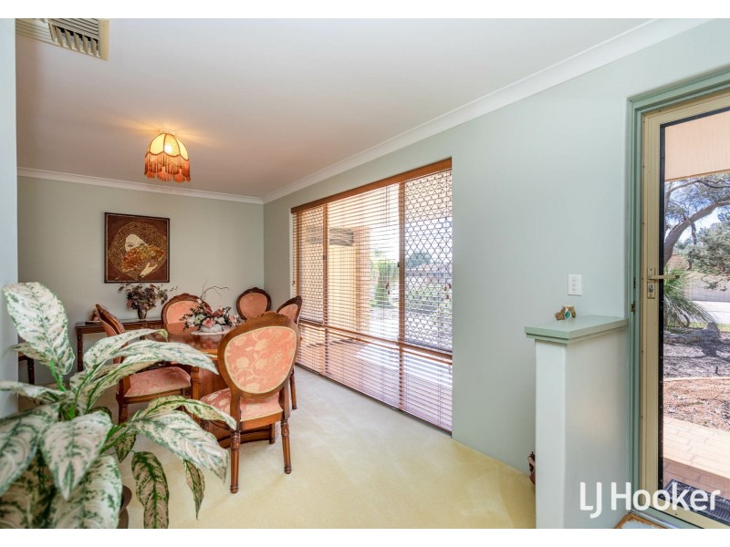 34 Grundy Way, Thornlie WA 6108