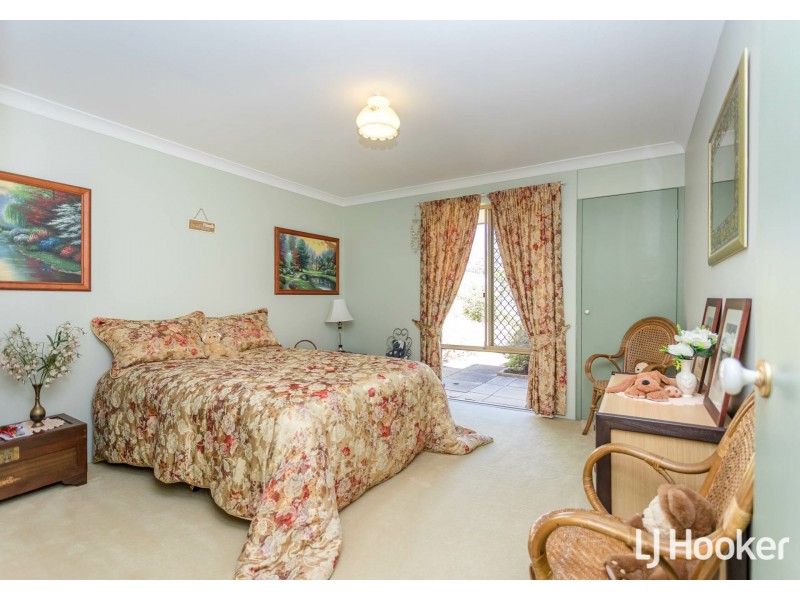 34 Grundy Way, Thornlie WA 6108
