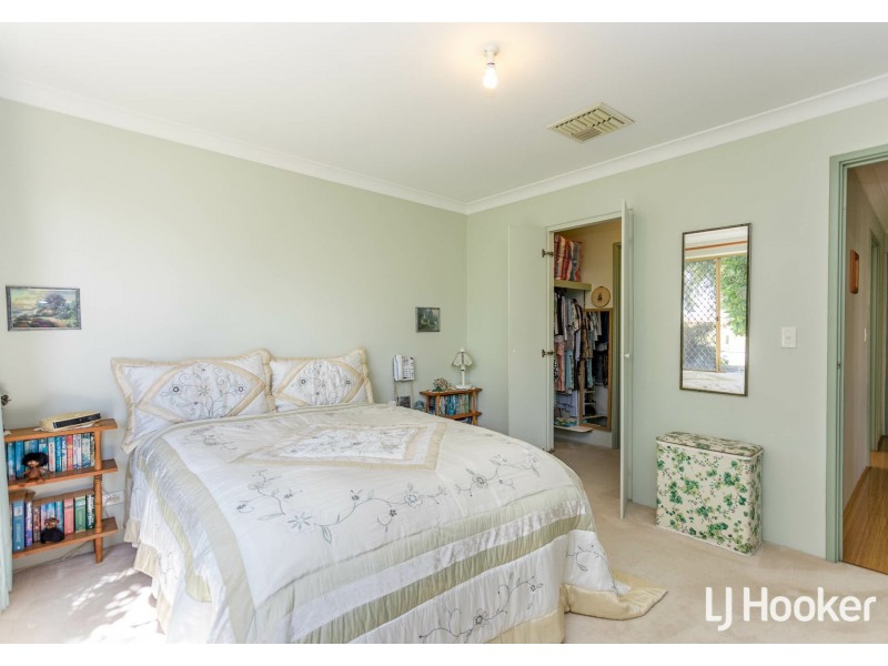 34 Grundy Way, Thornlie WA 6108