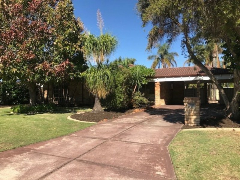 15 Endeavour Court, Thornlie WA 6108