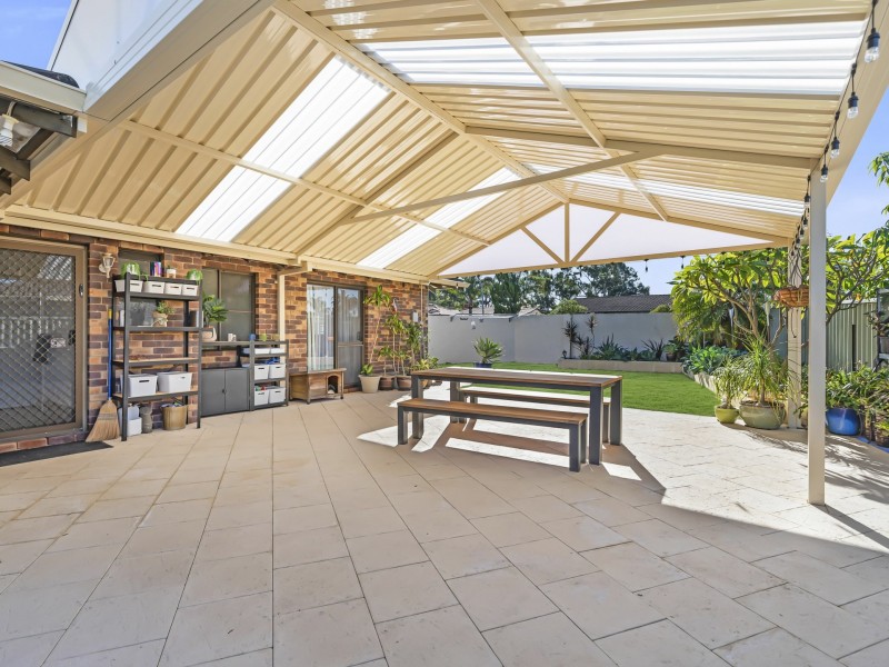 2 Crown Court, Thornlie WA 6108