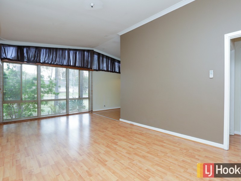 6 Coops Avenue, Thornlie WA 6108