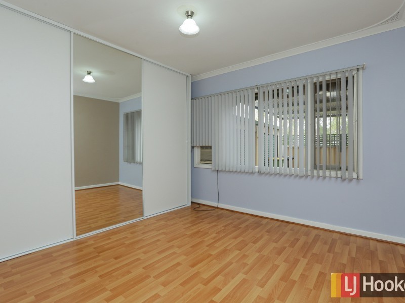 6 Coops Avenue, Thornlie WA 6108