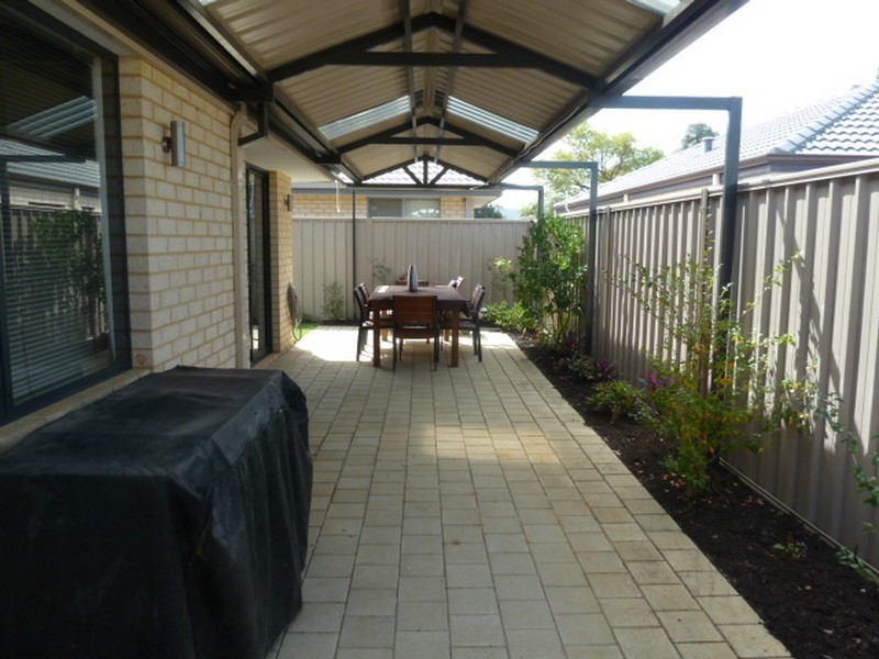 91 Kawana Ave, Maddington WA 6109