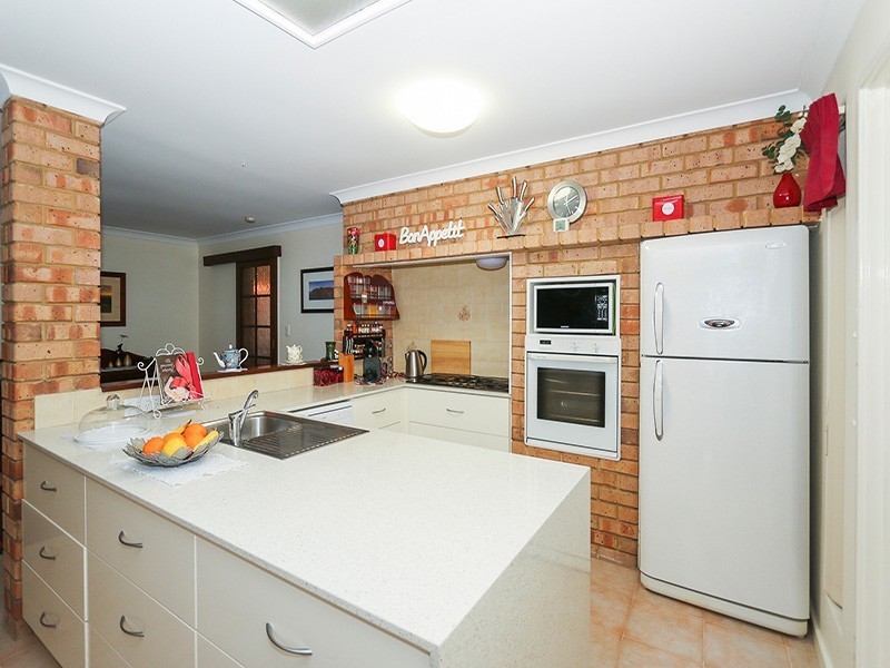 7 Crown Court, Thornlie WA 6108