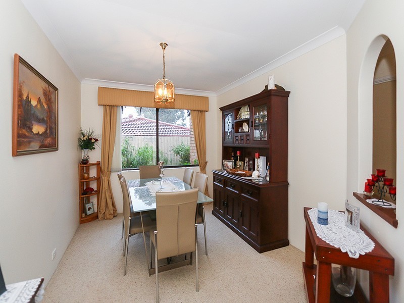 7 Crown Court, Thornlie WA 6108