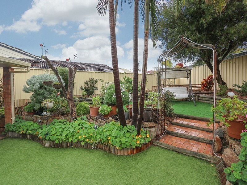 7 Crown Court, Thornlie WA 6108