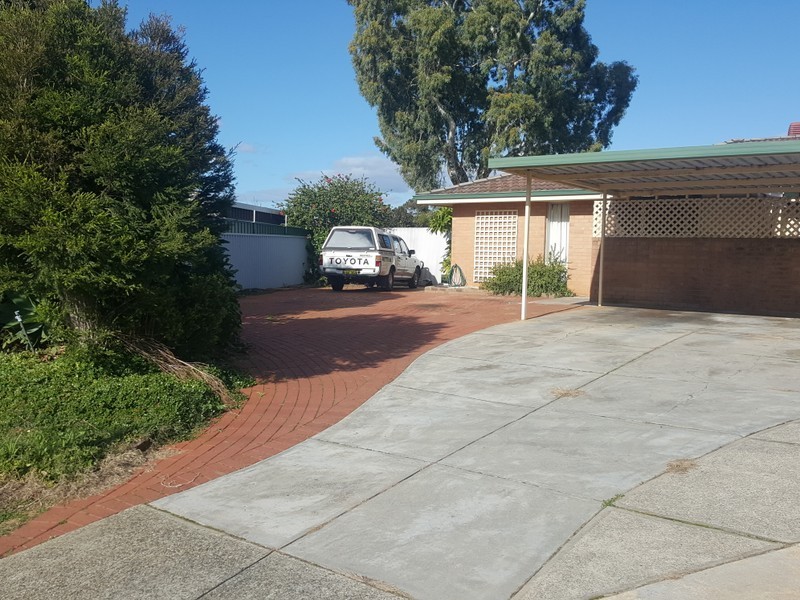 4B Edgley Place, Thornlie WA 6108