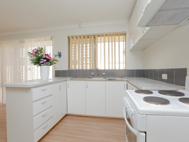 28 Coorain Street, Maddington WA 6109