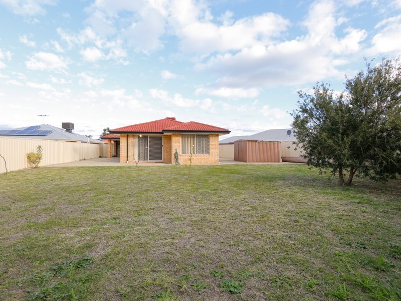 28 Coorain Street, Maddington WA 6109