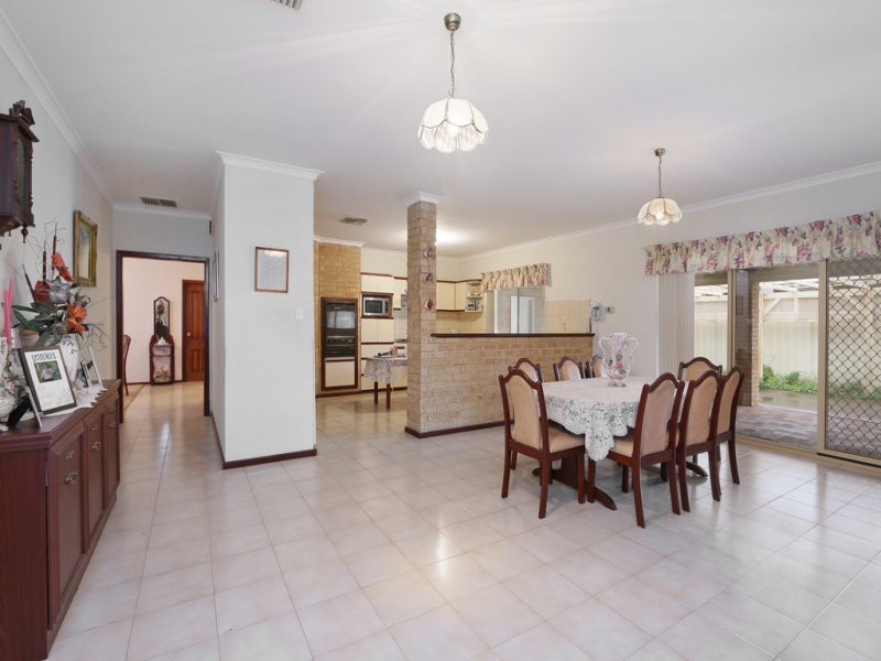 13 Newenden Street, Maddington WA 6109