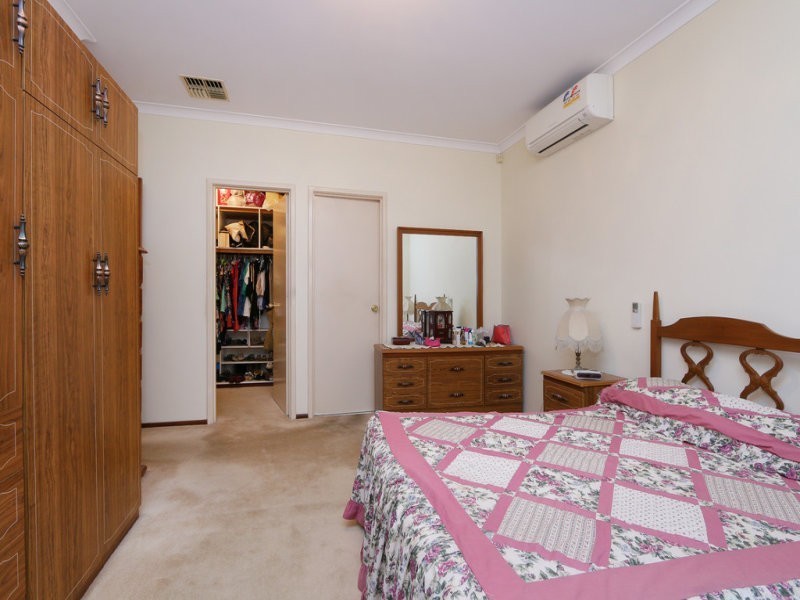 13 Newenden Street, Maddington WA 6109