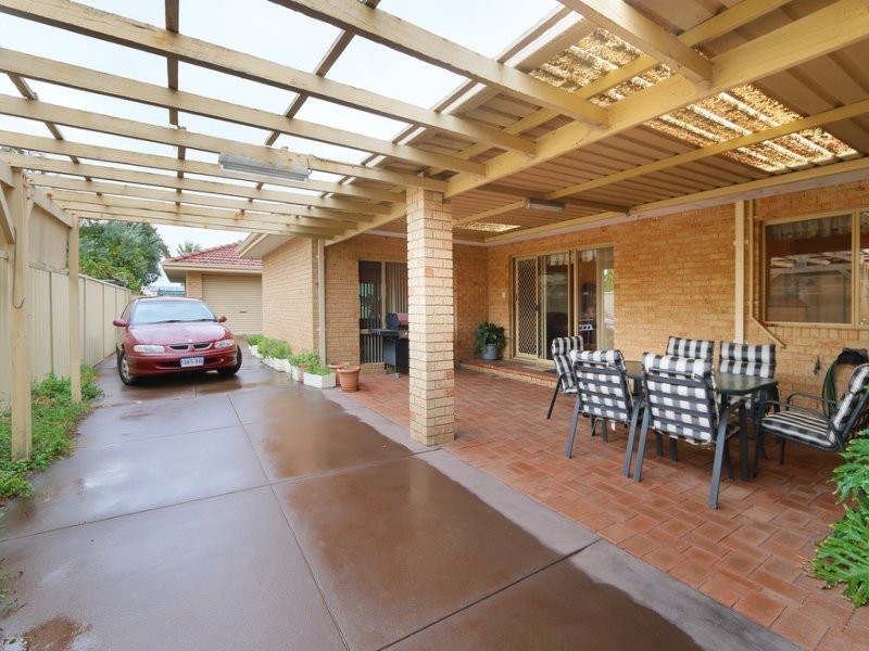 13 Newenden Street, Maddington WA 6109