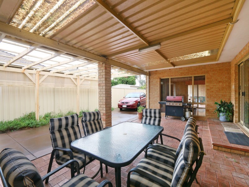 13 Newenden Street, Maddington WA 6109