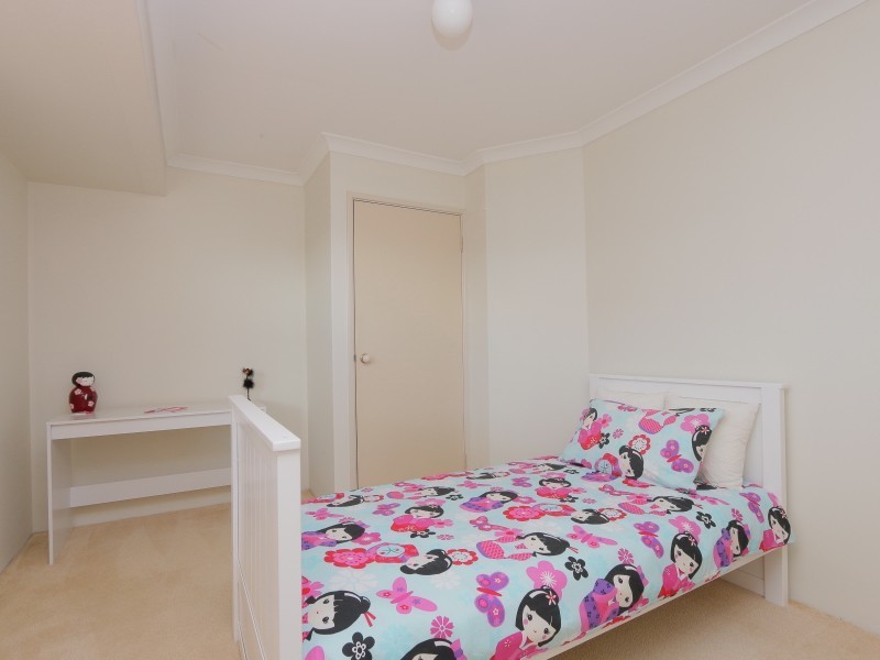 17 Prichard Place, Canning Vale WA 6155