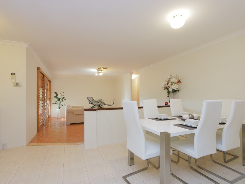 17 Prichard Place, Canning Vale WA 6155