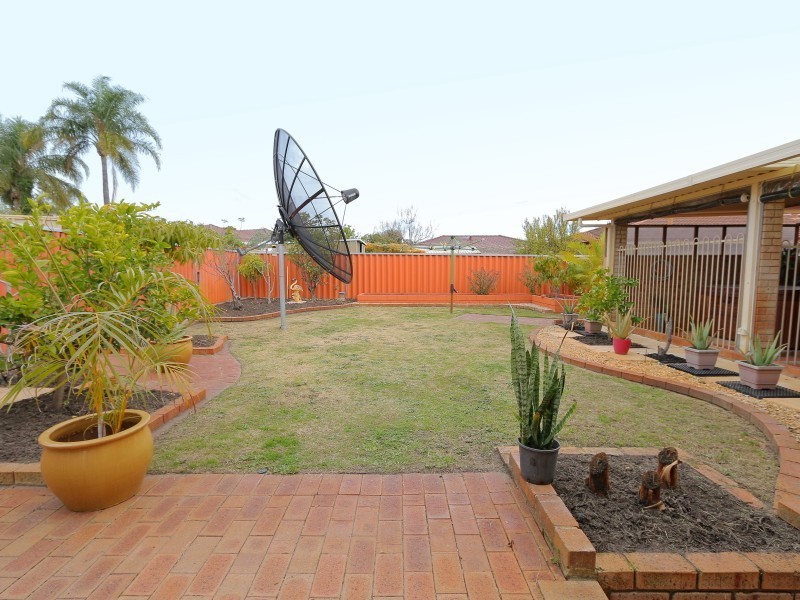 70 Harpenden Street, Huntingdale WA 6110