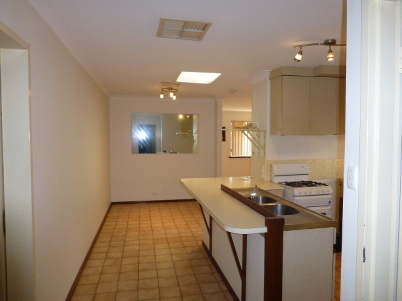 10 Drilby Way, Gosnells WA 6110