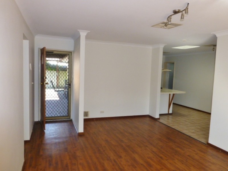 10 Drilby Way, Gosnells WA 6110