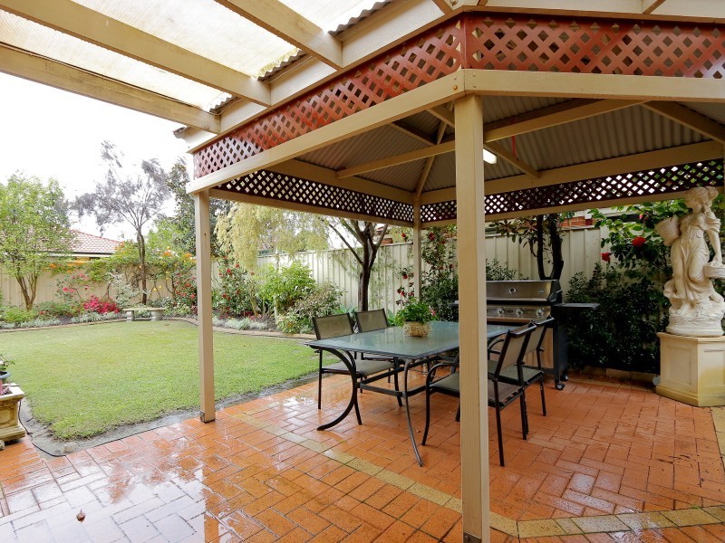 25 Sandringham Promenade, Canning Vale WA 6155