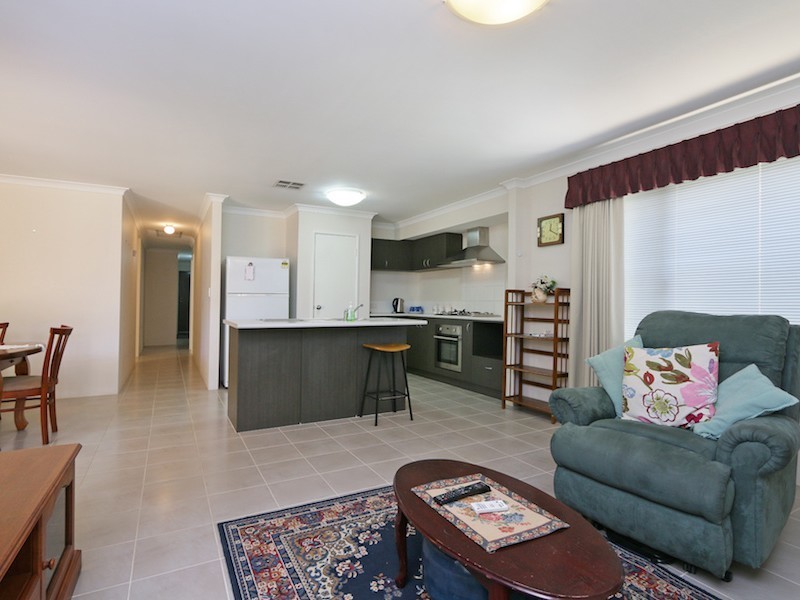 1C Wilcannia Way, Armadale WA 6112