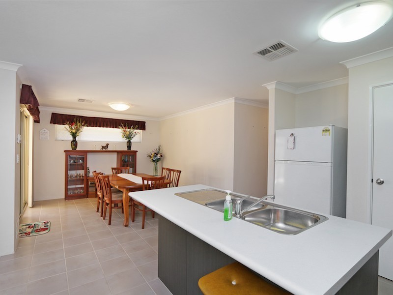 1C Wilcannia Way, Armadale WA 6112