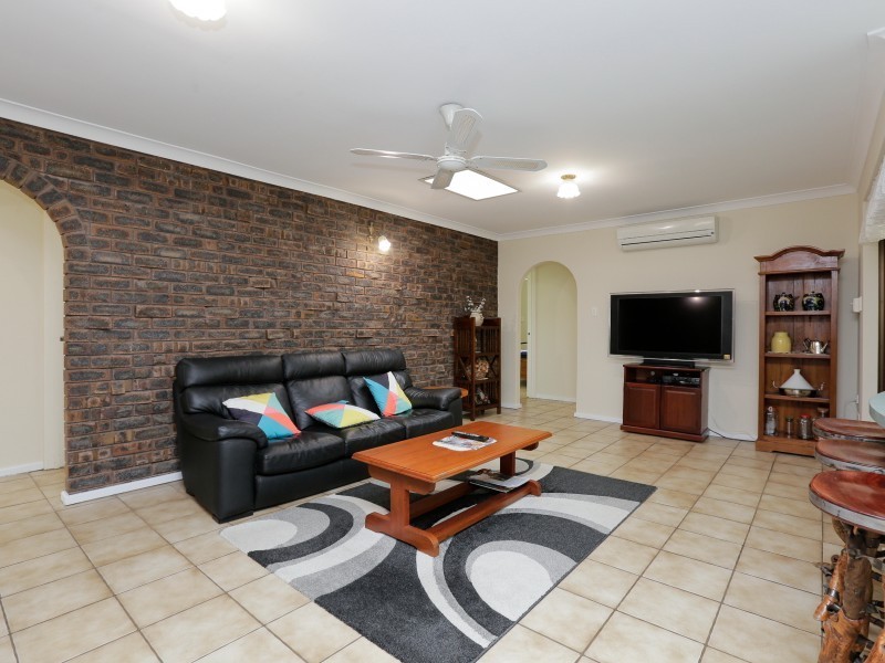 8 Birch Street, Maddington WA 6109
