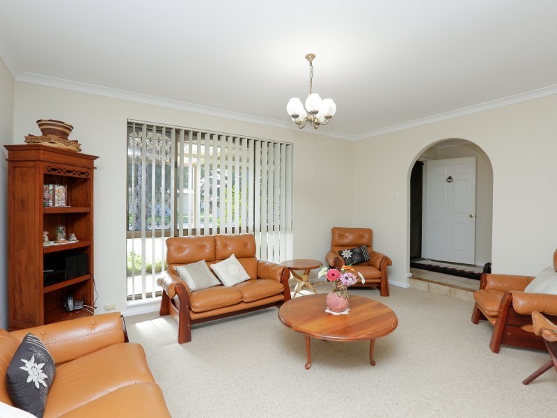 8 Birch Street, Maddington WA 6109