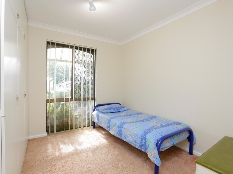 8 Birch Street, Maddington WA 6109