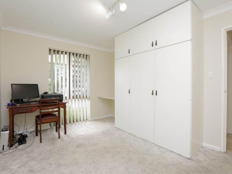8 Birch Street, Maddington WA 6109