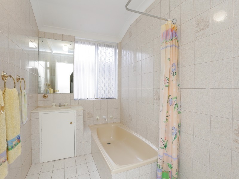 8 Birch Street, Maddington WA 6109