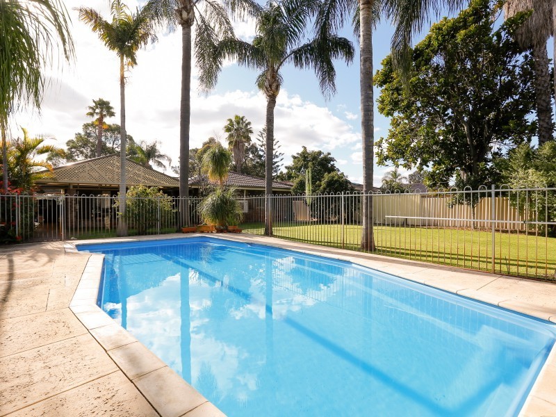 8 Birch Street, Maddington WA 6109