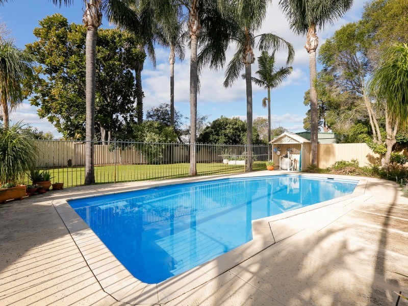 8 Birch Street, Maddington WA 6109