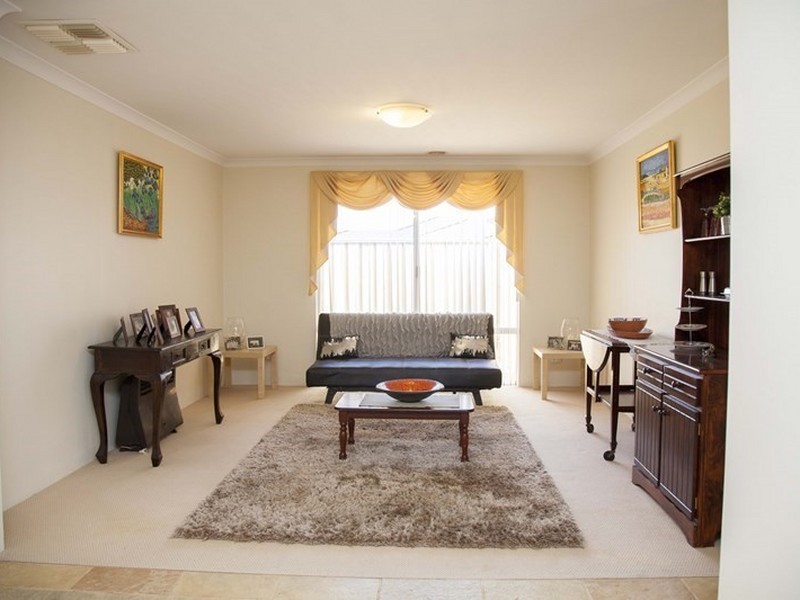 1 Cordata Street, Canning Vale WA 6155