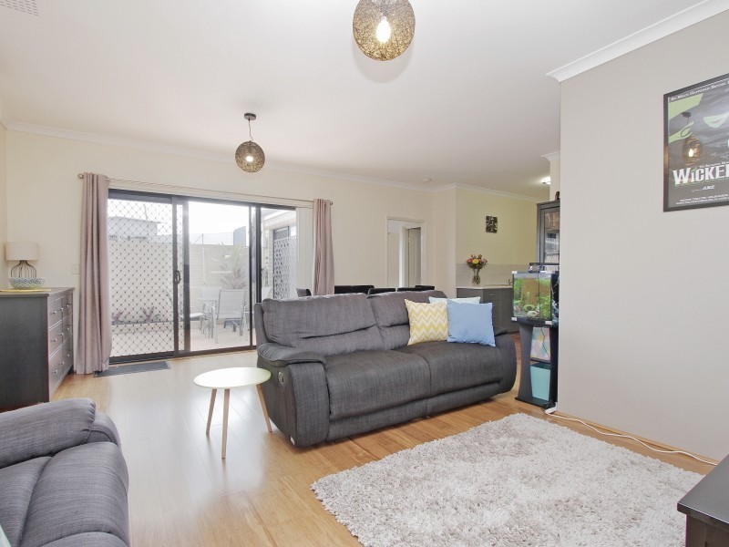 6/1533B Albany Highway, Beckenham WA 6107