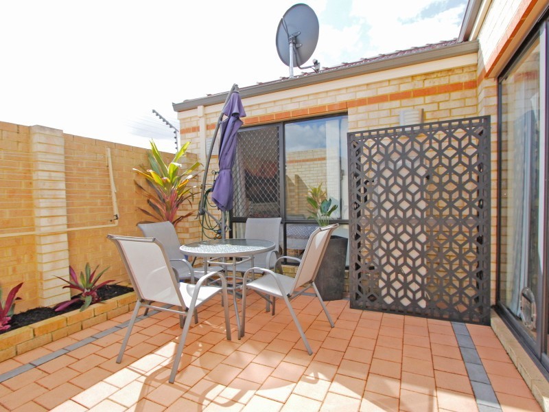 6/1533B Albany Highway, Beckenham WA 6107