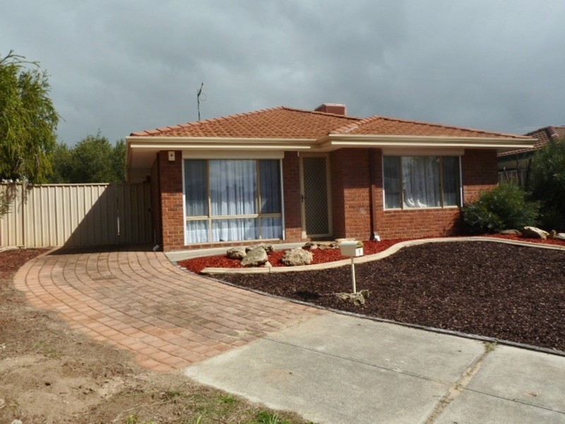 9 Mulline Court, Maddington WA 6109